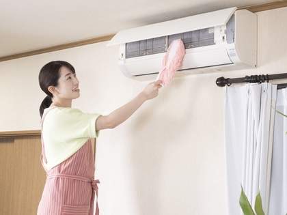 エアコンの掃除はこの2つで「めちゃくちゃ簡単に綺麗に」？→ネット民「自分もコレ気になってた」「おー！これは便利そう」